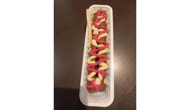 Marsepein frikandel